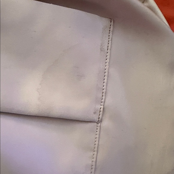 Coach Penelope Metallic Gold Signature Canvas Shoulder Bag w/Lock. - Picture 10 of 10